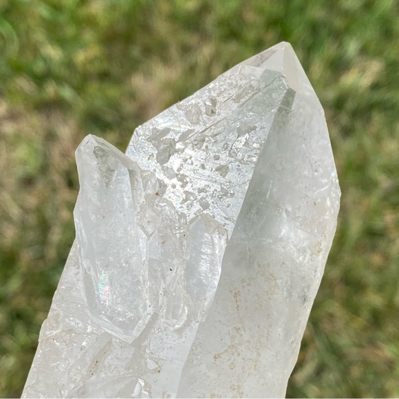 Lumarian Crystal with Leather Pouch - Picture 3 of 11